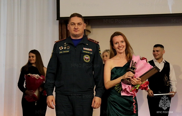 Диспетчера МЧС из Новомосковска признали лучшей в Тульской области