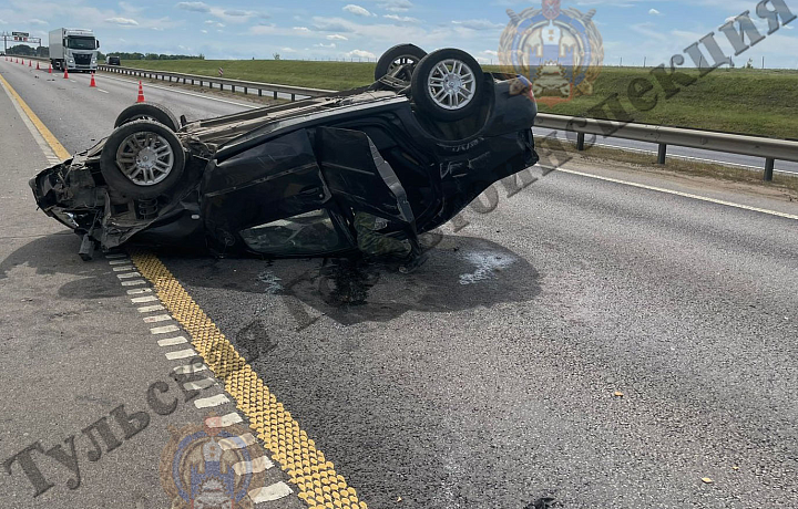 В Богородицком районе столкнулись Renault и КАМАЗ: пострадала пенсионерка