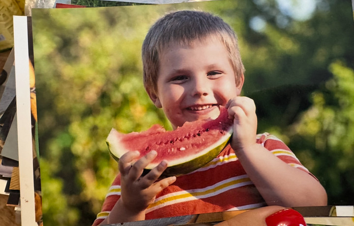 Уберите нож! Специалисты напомнили об опасности покупки арбузов вдоль дорог и рассказала, как выбирать ягоду правильно