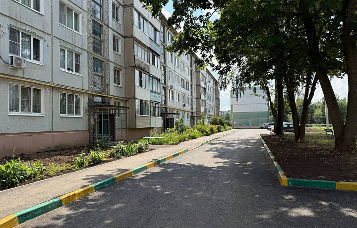 В Новомосковске благоустроили уже восемь дворов из 16 запланированных