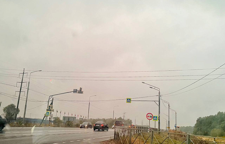 Калужское шоссе встало в пробке из-за сломанного светофора