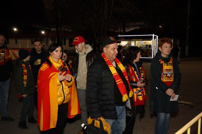 В Туле начался матч «Арсенала» и «Алании» – фото