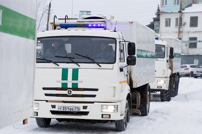 «Практически все осужденные - актеры»: конвоиры рассказали о работе со спецконтингентом