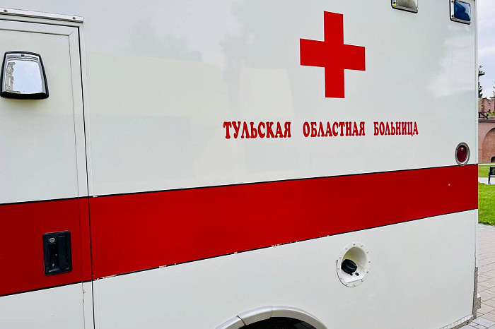 Тулякам показали автомобили скорой помощи разных лет: фоторепортаж
