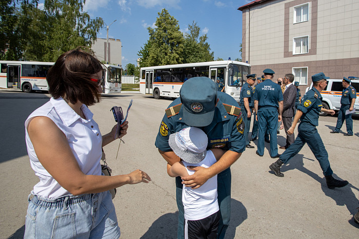«Мы работаем не за госнаграды»: Сотрудники Тульского спасцентра рассказали о работе в Мариуполе