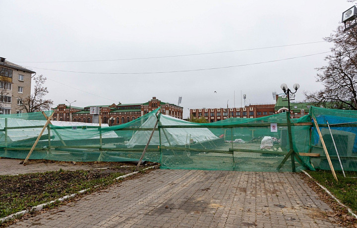 Фонтаны перед Центральным парком в Туле закрыли на ремонт