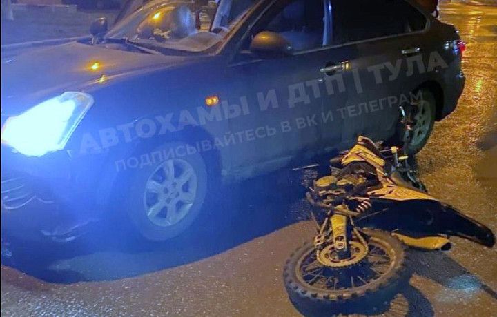 В поселке Скуратова Тульской области сбили питбайкера