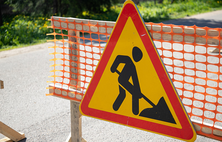 Туляки жалуются на пробки в районе деревни Большие Калмыки Киреевского района из-за ремонта