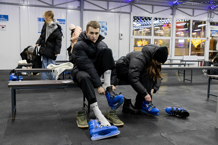 В Туле открылся Губернский каток: фоторепортаж