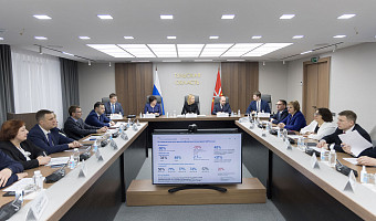 Поддержка материнства и семьи: в Тульской области выстроена система сопровождения — от беременности до воспитания детей