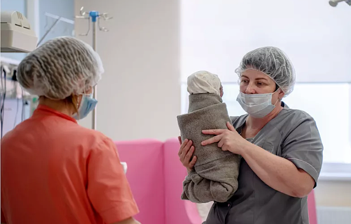В Тульской области в День медицинского работника родились 13 малышей