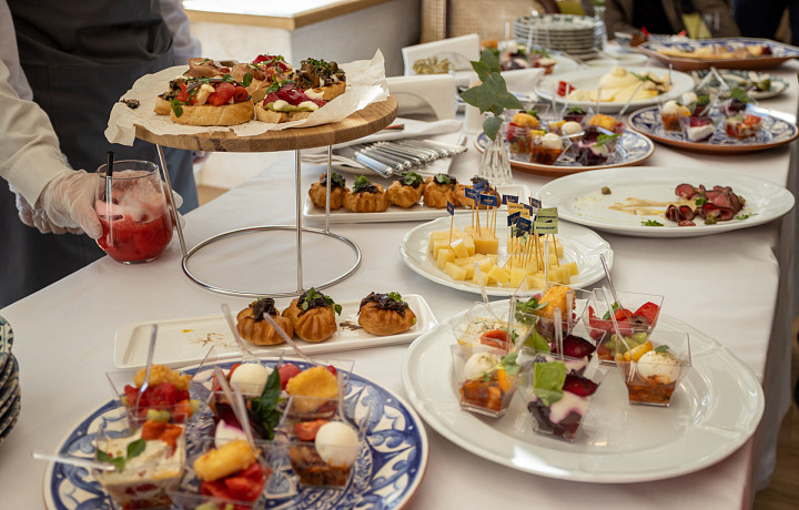 Тулякам рассказали, как накрыть стол в год Огненной Лошади