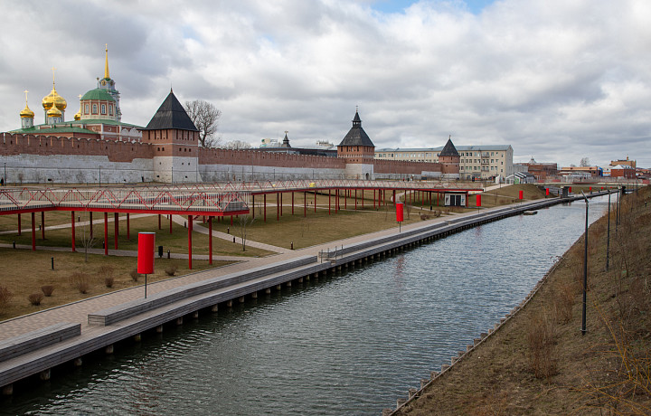 «Королевство кривых зеркал», «Онегин», «Блеск самоцветов»: какие мероприятия ждут туляков на выходных