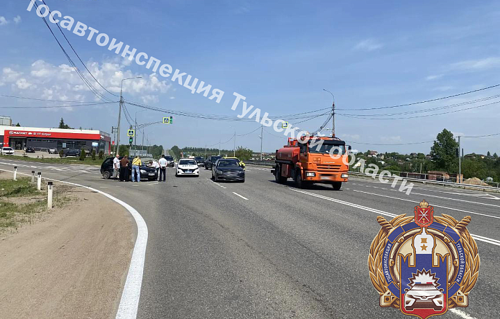 Два человека пострадали в ДТП на трассе М-2 в Ленинском районе