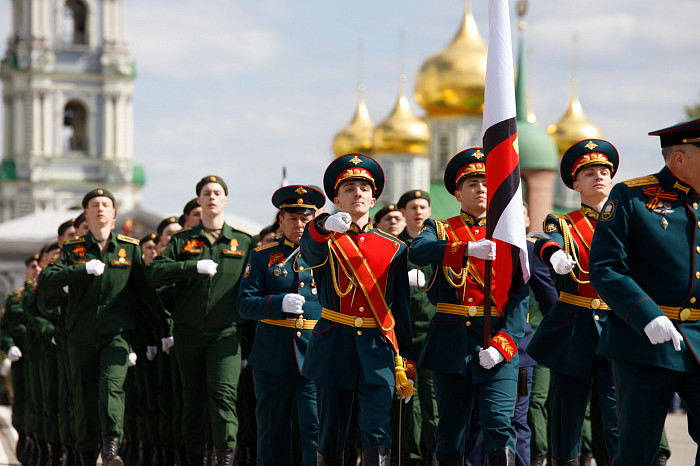 Дюмин: Наш священный долг – быть достойными поколения победителей в служении Родине