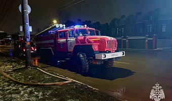 При пожаре в частном доме в Туле спасли 69-летнего мужчину