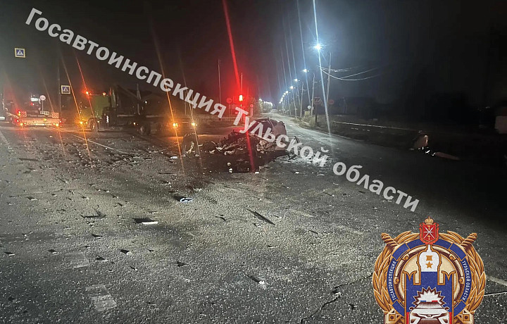 Водитель Lada погиб в ДТП с большегрузом на трассе М-2 в Щекинском районе