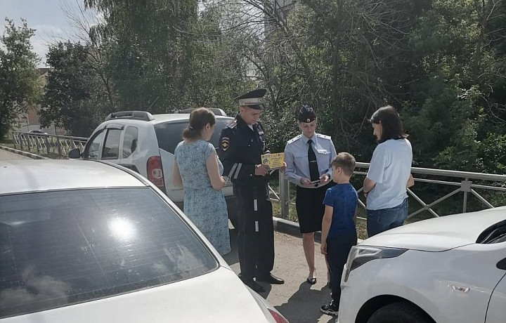 Сотрудники ГИБДД провели в Туле рейд для профилактики детской аварийности