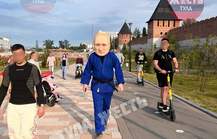 На Казанской набережной в Туле заметили Владимира Путина