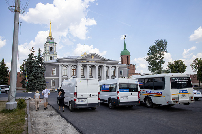 Бригада тульских медиков отправилась в ДНР для оказания медицинской помощи местным жителям