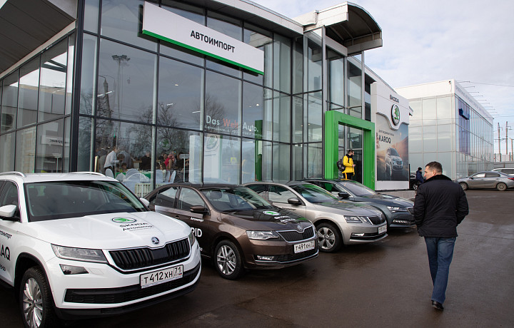 Россияне взяли в банках около 500 млрд рублей на покупку авто с начала года