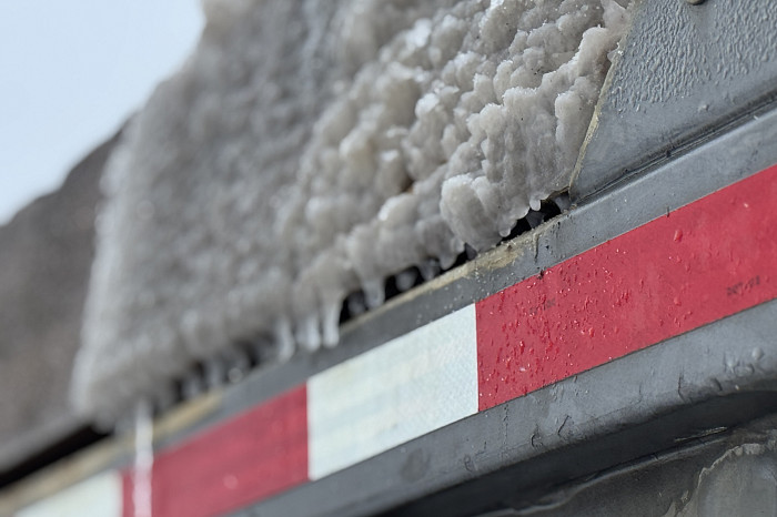В Туле плавят снег, который засыпал город во время циклона Фрэнсис