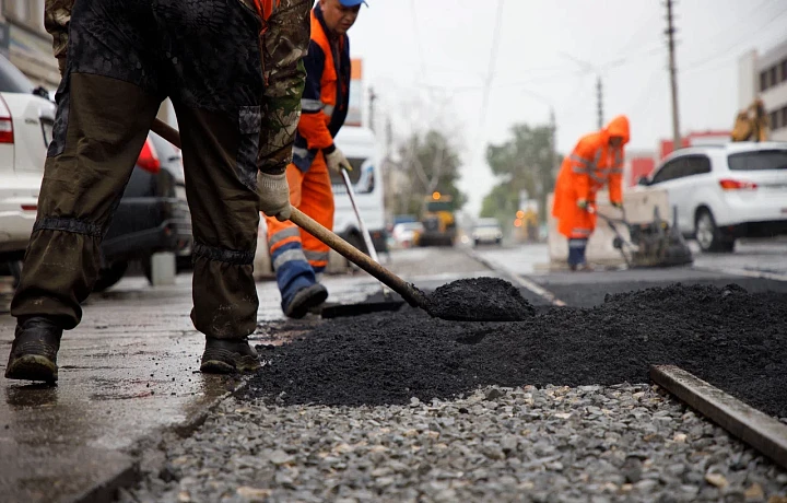 250 млн рублей направят на ямочный ремонт дорог в Тульской области