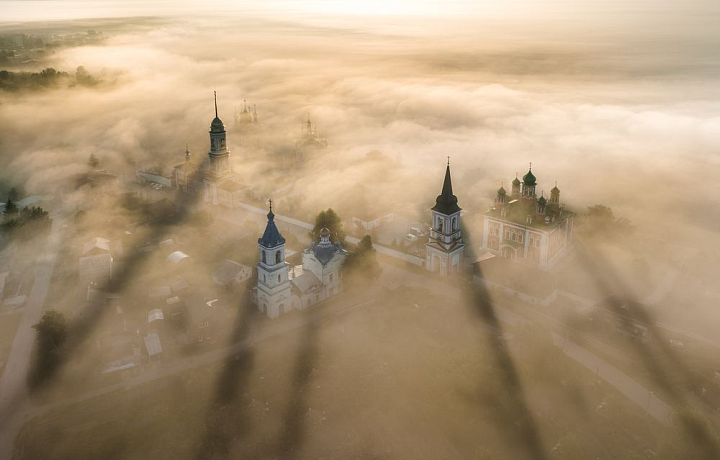 Туляк Илья Гарбузов вошел в ТОП-35 лучших фотографов мира со снимками Белева