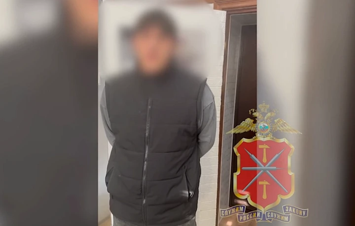 В Новомосковске задержали подростка, избившего и ограбившего прохожего