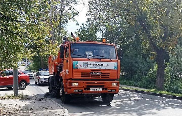 В Туле 7 сентября началась уборка городских улиц и тротуаров