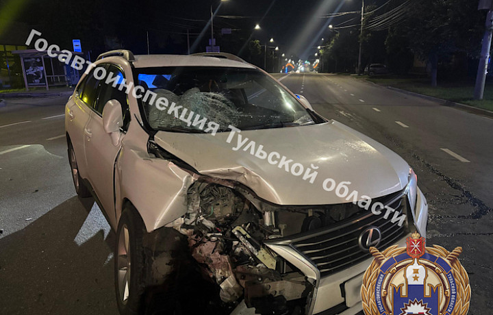 «Лексус» сбил девушку на мотоцикле на улице Октябрьской в Туле