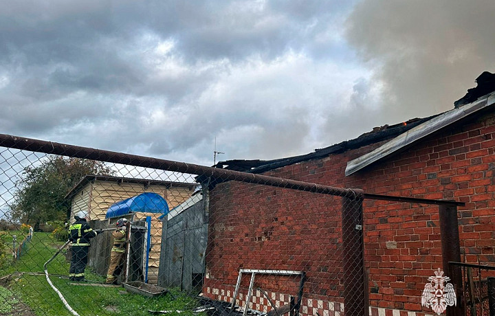 В Тульской области 26 сентября спасатели потушили два пожара