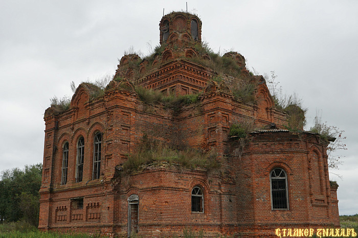 Первый храм построил Иван Грозный, второй проектировал автор собора Петра и Павла в Петергофе: в Жеремино хотят восстановить уникальную церковь