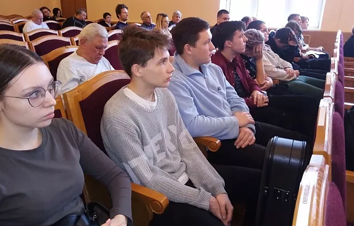 Для учителей и учеников школ и колледжей искусств Тульской области прошел обучающий семинар