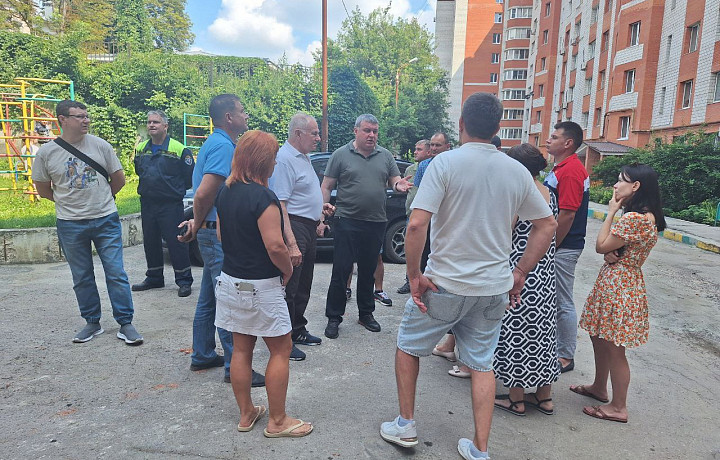 Жителям многоэтажки в Туле, где обрушился фасад, окажут всю необходимую помощь