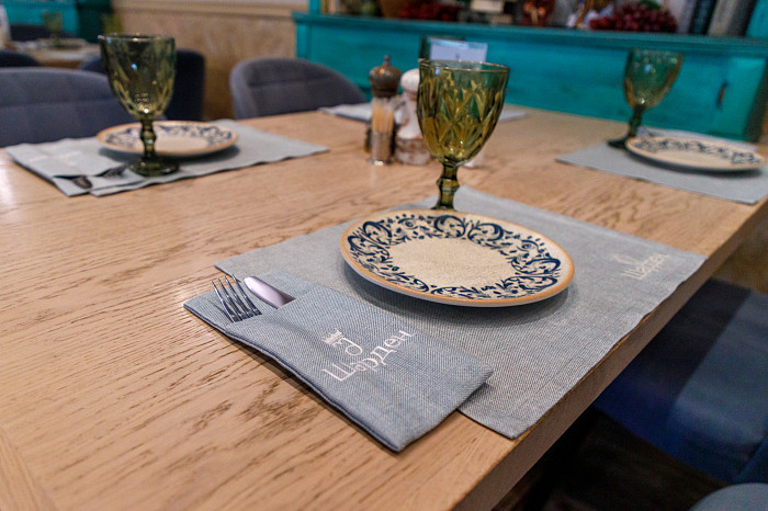 Финал второго сезона «Холостяк.FM»: Евгений Махиня встретился с победительницей проекта