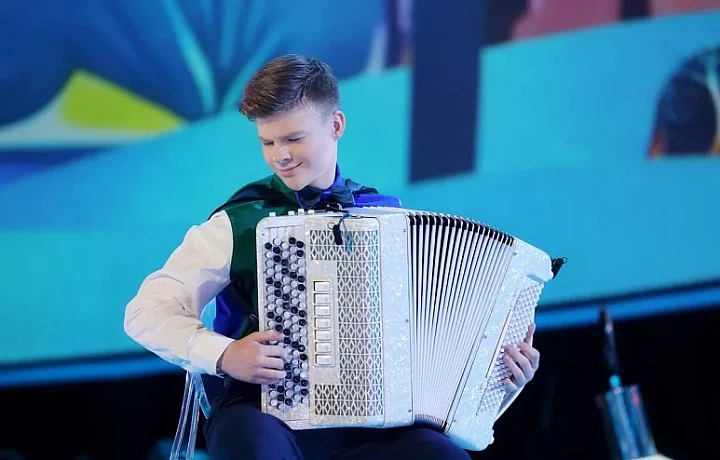 Туляк Елисей Иващиненко выступил в финале конкурса талантов «Синяя птица»