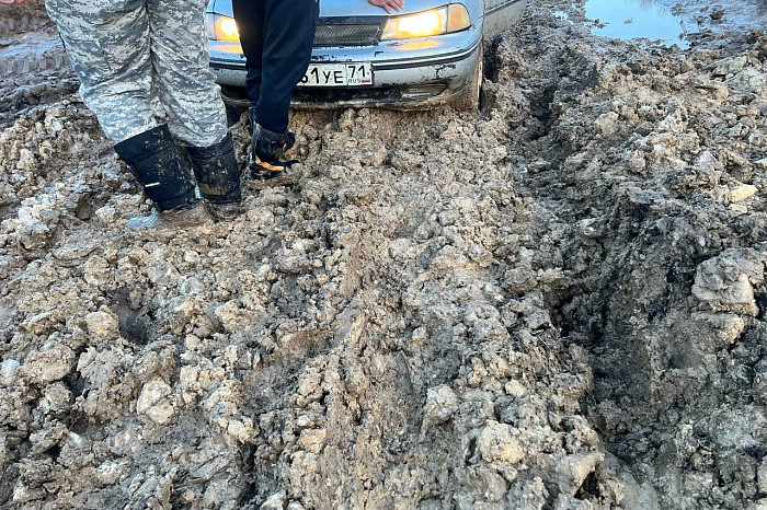 В поселке под Тулой после прокладки коммуникаций уничтожили единственную дорогу