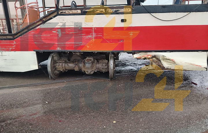 Причиной массового ДТП в Туле стало повреждение трамвайных путей