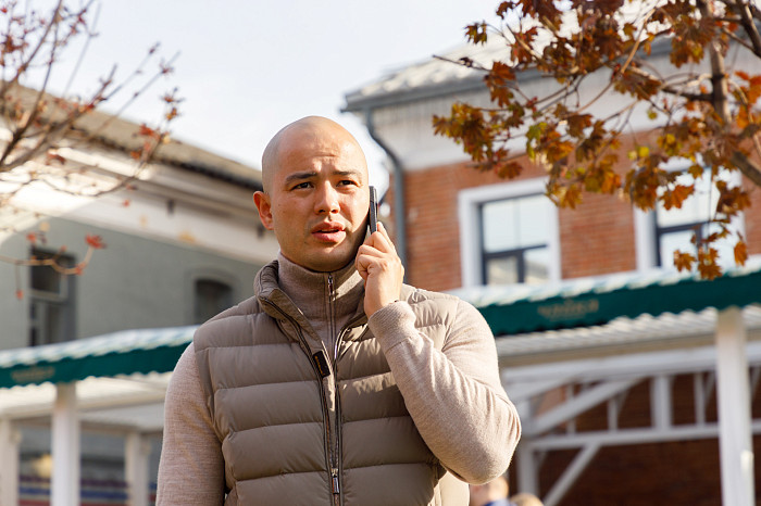 Финал второго сезона «Холостяк.FM»: Евгений Махиня встретился с победительницей проекта