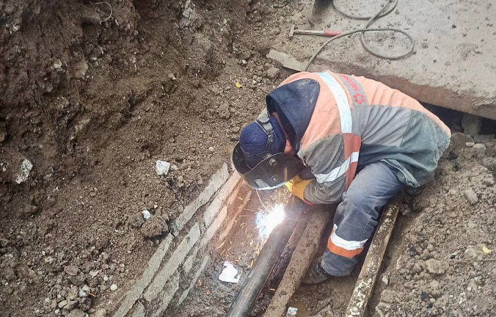 Тульские бригады устраняют коммунальные аварии в Мариуполе