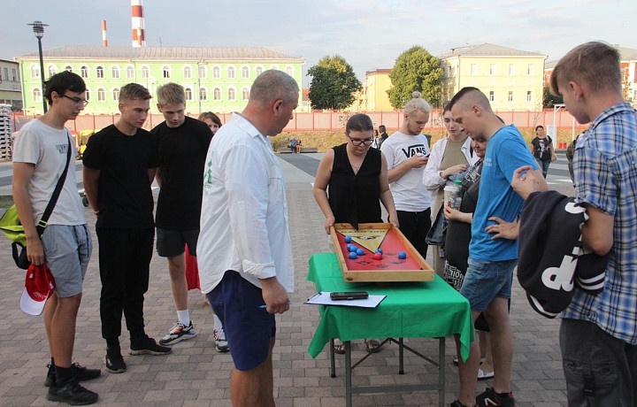 В Туле прошел третий турнир по настольным спортивным играм на пространстве «Газон»