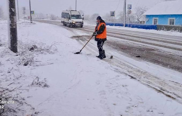 В Тульской области расчистили трассу и остановки на направлении «Богородицк – Куркино»
