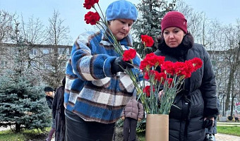 В Туле прошли мероприятия в честь 84-летия обороны города
