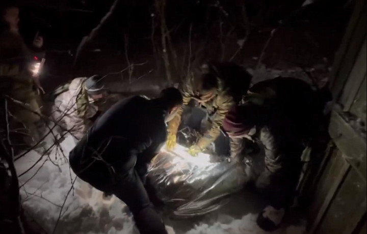 Волонтеры «ЛизаАлерт» нашли пропавшего в алексинском лесу мужчину в критическом состоянии