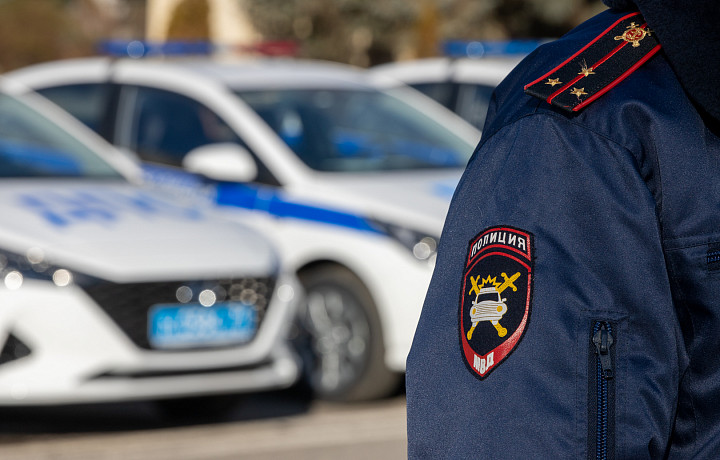 Безработная 31-летняя тулячка вынесла мимо кассы магазина алкоголь и конфеты
