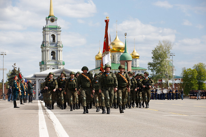 В Туле состоялся военный парад в честь Победы в Великой Отечественной войне