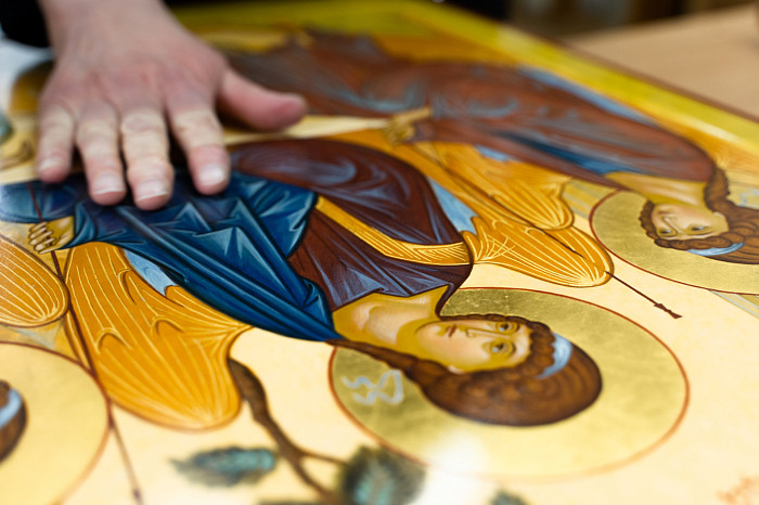 «А хочешь, я тебе расскажу про свои четыре жизни?»: как сейчас живут монахини и откуда в тульских Горелках появился приют, в котором спасают детей?