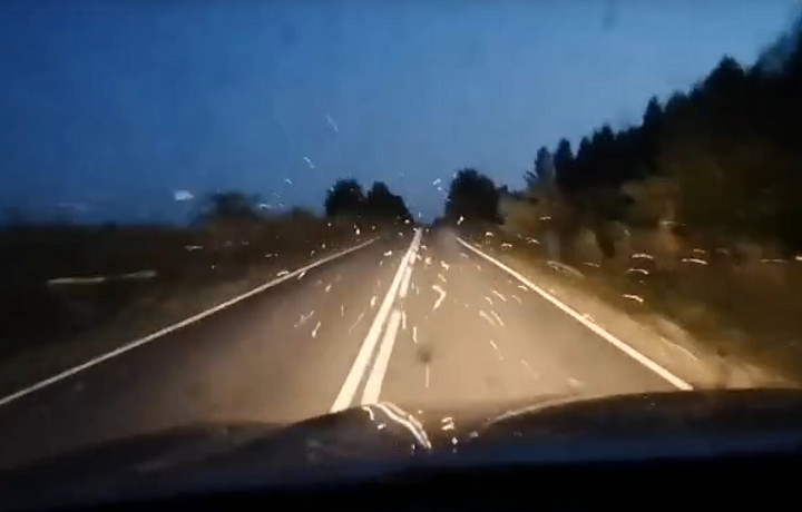 В Щекинском районе водитель попал в «мотыльковую бурю»