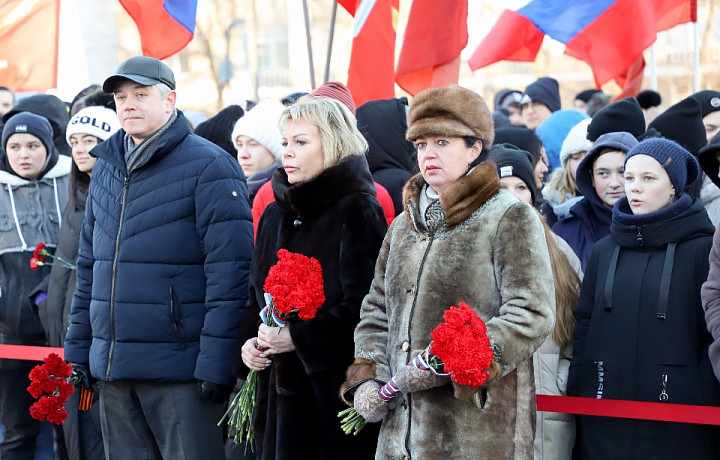 Мэр Тулы приняла участие в митинге в честь 81-й годовщины обороны Тулы